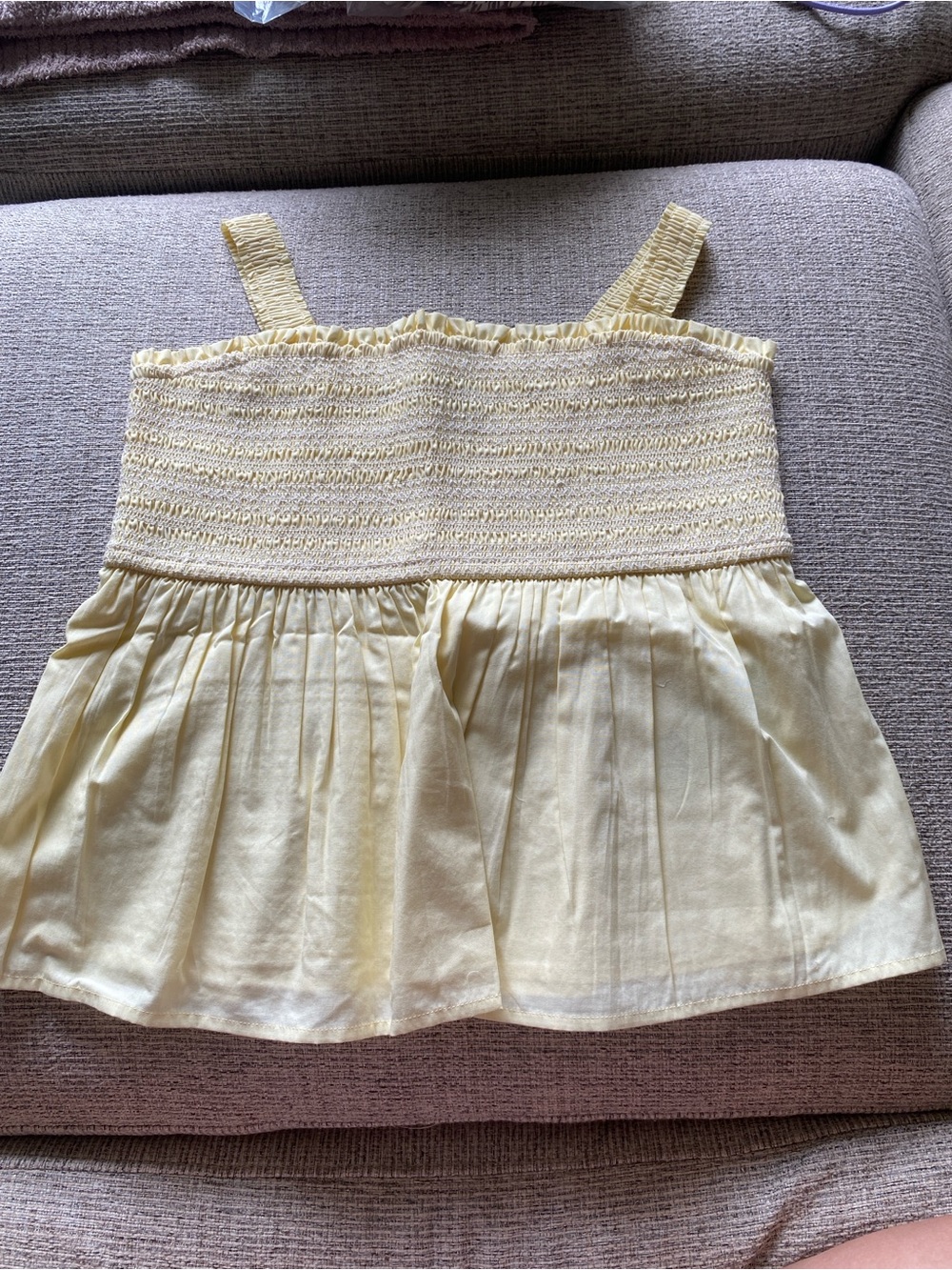 Abercrombie and Fitch 2-in1 Convertible Tank Top in Soft Yellow - Picture 3 of 9